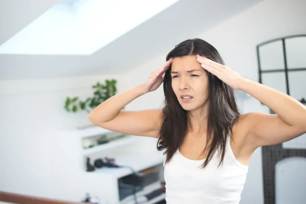 peut-on-travailler-avec-une-nevralgie-cervico-brachiale